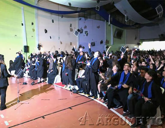 IMAGEM-DESTACADA-colegio-argumento-ensino-medio-colacao-de-grau