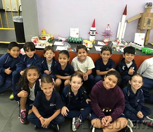 imagem-destcada-colegio-argumento-ensino-fundamental-branquedos-feitos-de-sucatas